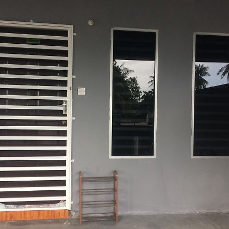 Roomstay Zulmi Arau Exterior photo